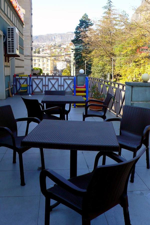 Hotel Newland Chiatura Dış mekan fotoğraf